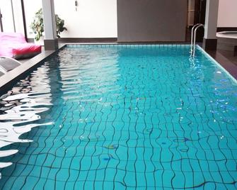 Hotel des Vosges - Klingenthal - Piscina