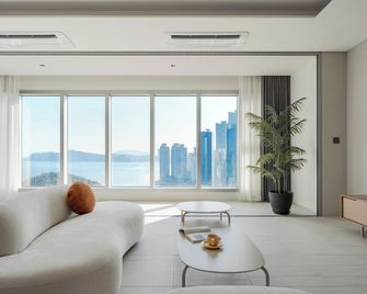Le Collective Haeundae Paragraf - Busan - Wohnzimmer