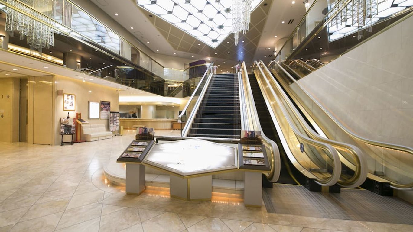 شن أوساكا واشنطن هوتل بلازا