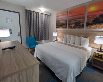 Days Inn by Wyndham Champaign/Urbana - Champaign - Makuuhuone