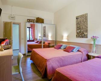 La Selva Hotel - Calenzano - Bedroom