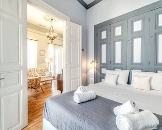 Castel Abaso Boutique Apartments by Explore Andros - Andros - Habitación