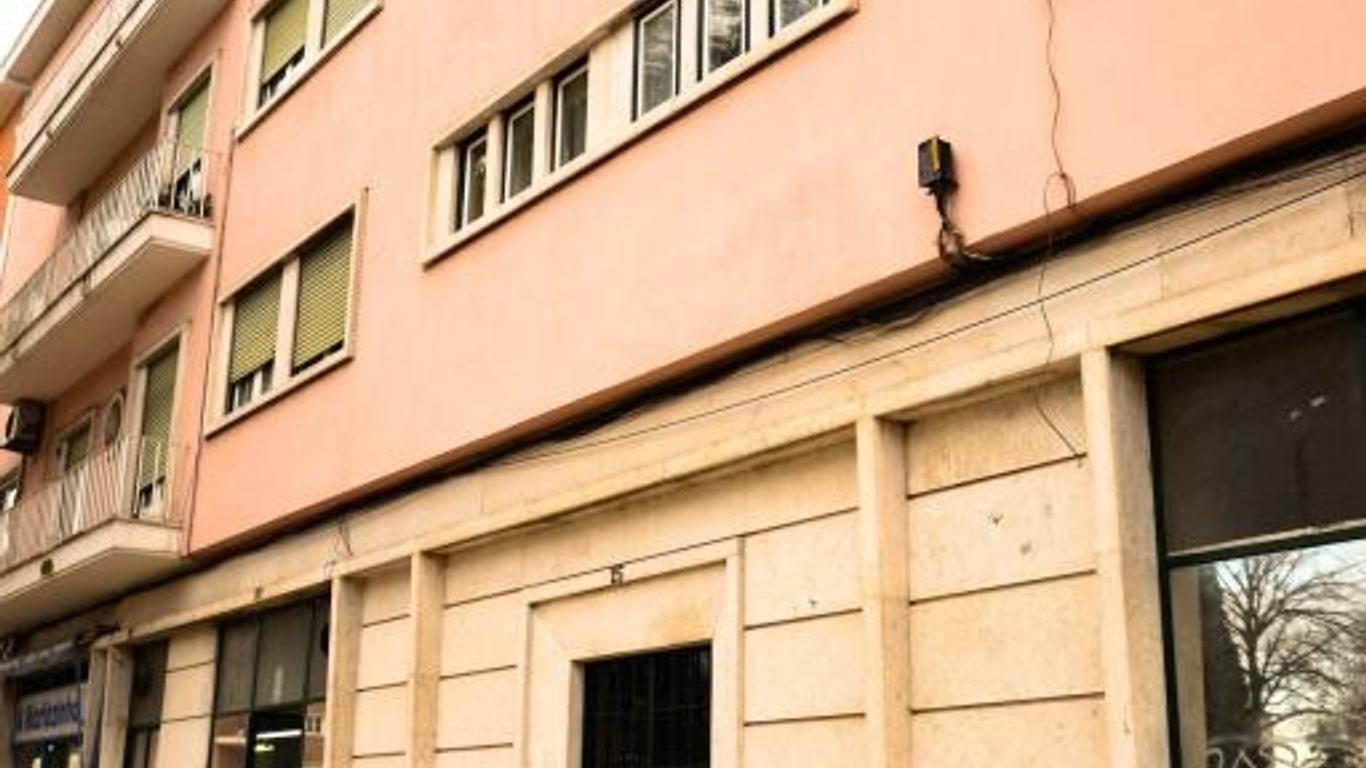 Alvalade II Airport Guest House