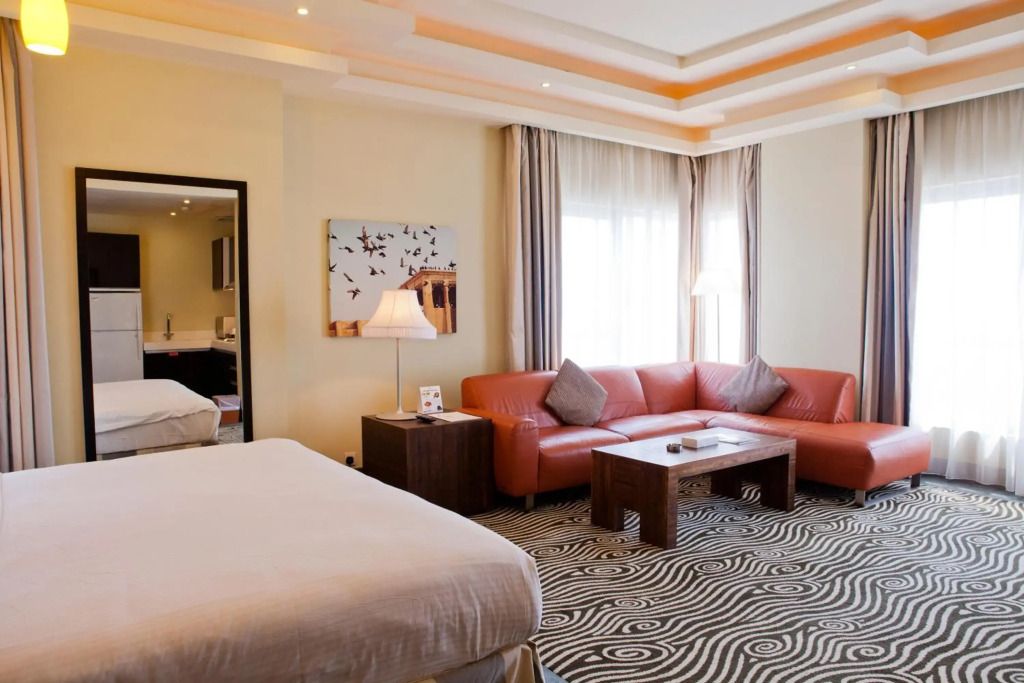 الراية سويتس