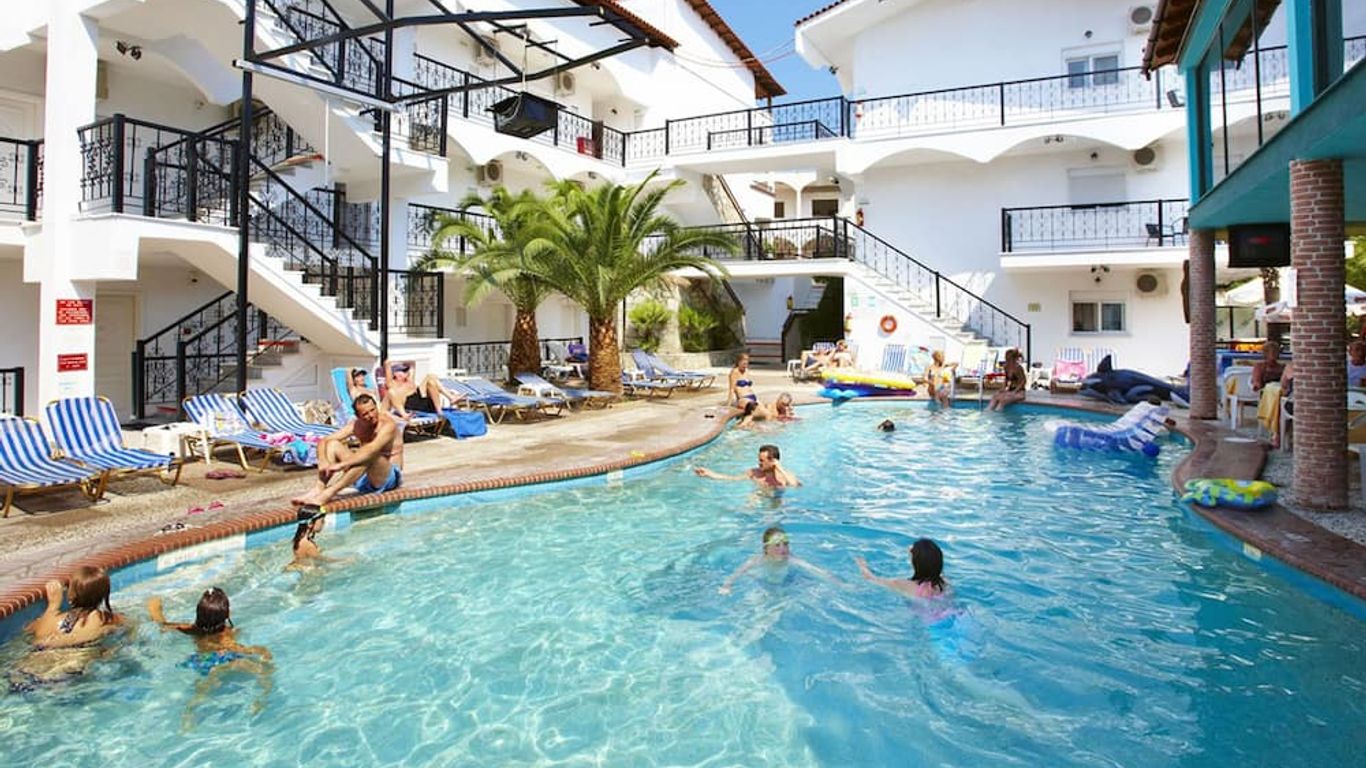 Hanioti Grand Victoria