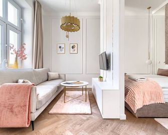 Margi Aura Lux Large And Very Glam Studio - Szczecin - Stue