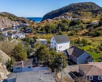 Scenic Bliss in Quidi Vidi Sleep4 New Ho - St. John's - Outdoor view