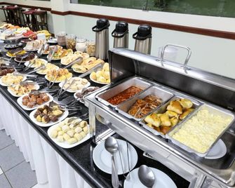 Montblanc Hotel - Uberlândia - Buffet