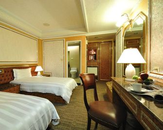 Baron's Hot Spring Hotel - Jiaoxi Township - Phòng ngủ