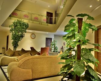 Hotel Raja Rani Residency - Tirupattur - Lobby