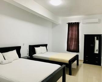 Coastal Bay2 Hotel - San Pedro Town - Bedroom