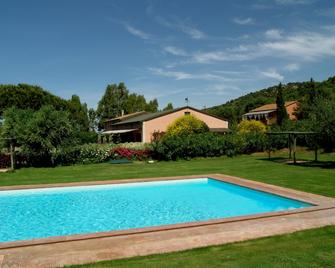 Agriturismo Fattoria Il Casalone - Orbetello - Pool