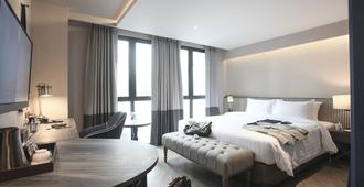 Vince Hotel Pratunam - Bangkok - Bedroom