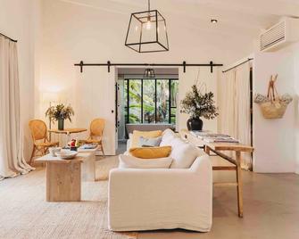 Finca Serena Mallorca, Small Luxury Hotels - Montuïri - Huiskamer