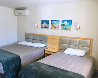 Grosvenor Motel - המילטון - חדר שינה