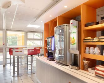 Première Classe Châlons-en-Champagne - Saint-Martin-sur-le-Pré - Comedor
