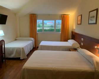 Hotel Barreiro - Leira - Bedroom