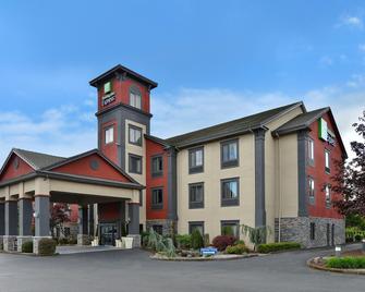 Holiday Inn Express Vancouver North - Salmon Creek - Ванкувер - Будівля