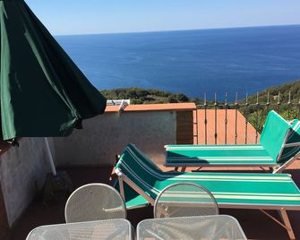 Vigna Maria Holiday House L'arancio - Marciana - Balkon