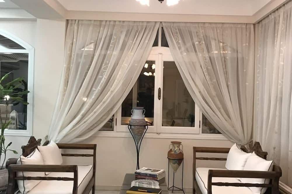 Dioskouri Art Villas - קאמארי