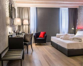 Locanda al Vescovo - Verona - Bedroom