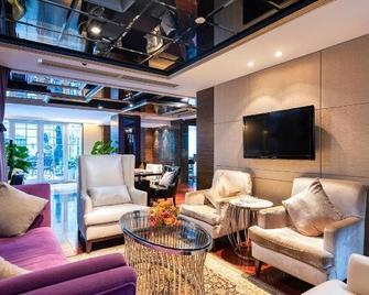 Chengdu Chunxi Hotel - Chengdu - Lounge