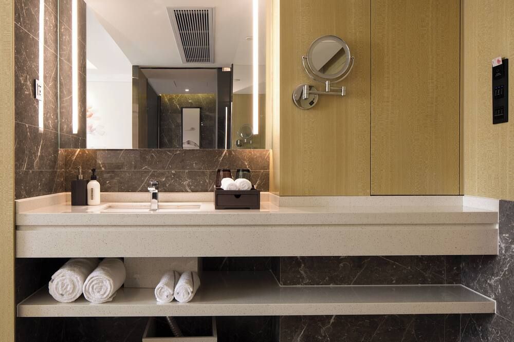 Paco Hotel Guangzhou Jiangtai Road Metro Branch