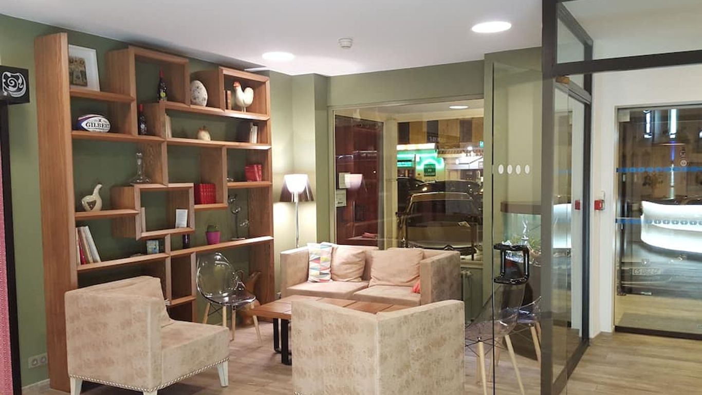 Logis Hotel des Bourbons