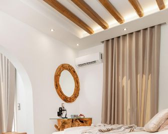 Katerina Roza Studios - Heartfelt Hospitality in the City - Náxos