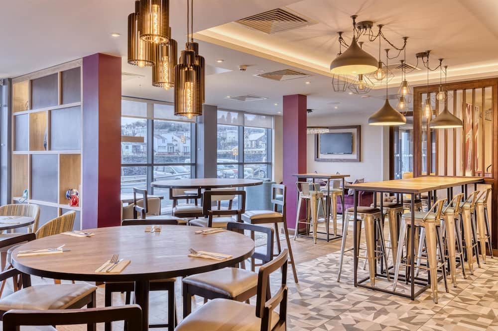 Premier Inn Porthmadog - Porthmadog - Restaurant