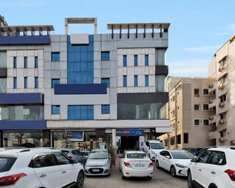 Super Hotel O Rudra Grand - Hyderabad - Edificio