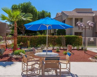 Double Down Hideaway - Palm Springs - Patio