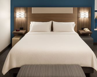 Holiday Inn Express & Suites Alliance By IHG - Alliance - Schlafzimmer