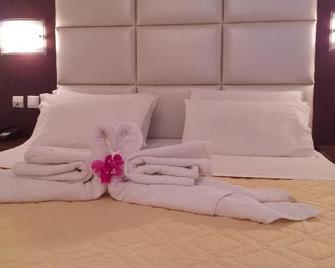 Castelia Bay Hotel - Lakki - Bedroom