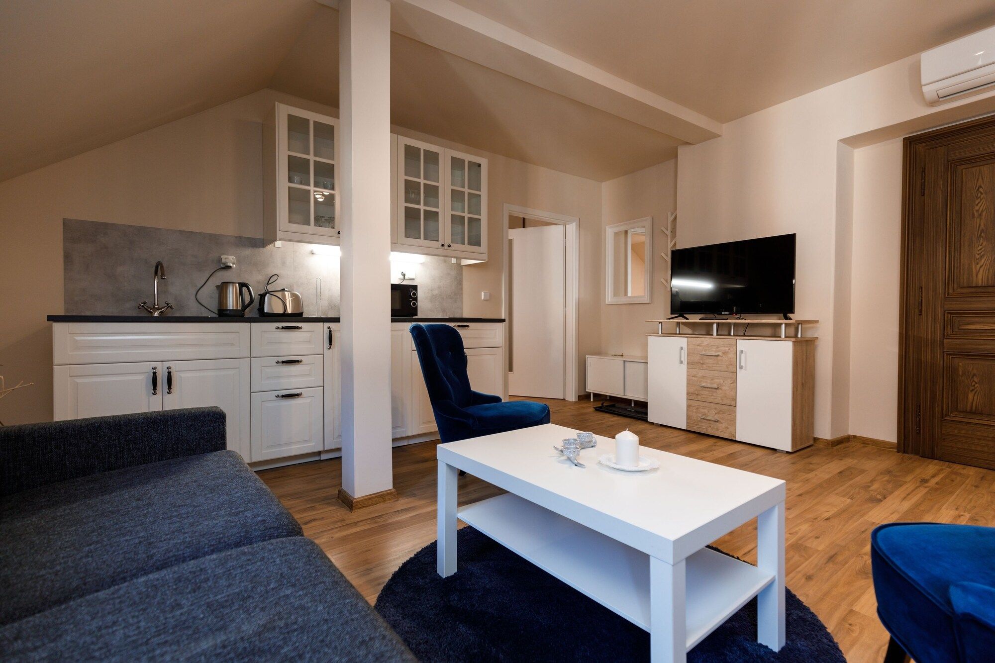 Apartments Menuet - Carlsbad - Living room