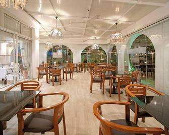 Kyparissia Beach Hotel - Kyparissia - Restaurace