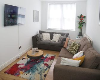 Elegance Suite - Manchester - Sala