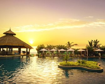 The Sailing Bay Beach Resort - Mũi Né - Restaurante