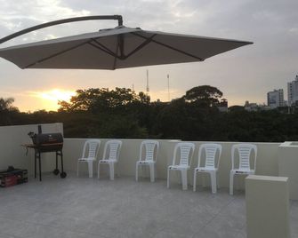 هوستال دو بارك - تروجيلو - شرفة