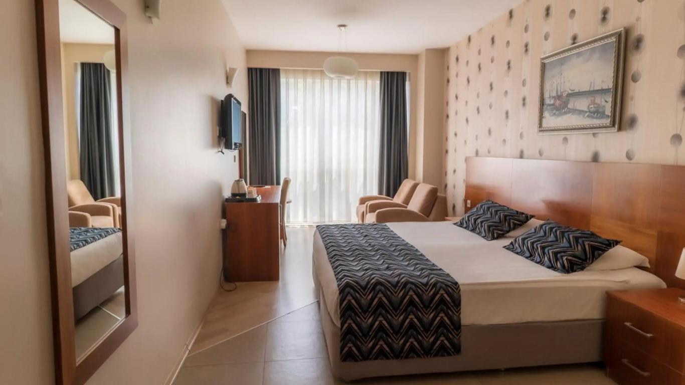 Grand Karot Hotel