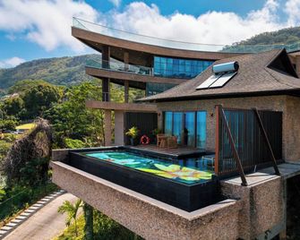 Gardens Hill Resort & Spa - Beau Vallon