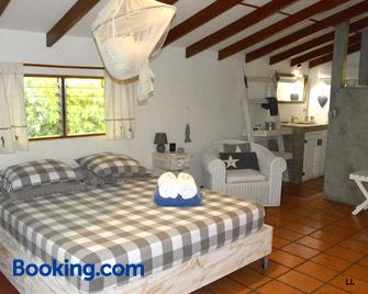 Beso Del Viento - Adults Only - Parrita - Schlafzimmer