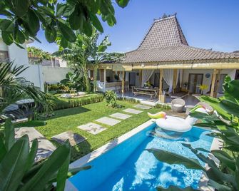 Villa Orked 1 - Kuta - Piscina