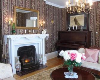 The Dawson House Bed & Breakfast - Charlottetown