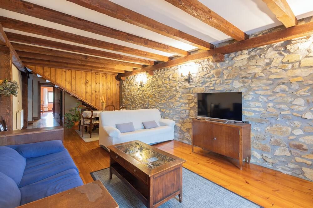 Zelaikoa Goikoa - baskeyrentals - زيستوا - غرفة معيشة