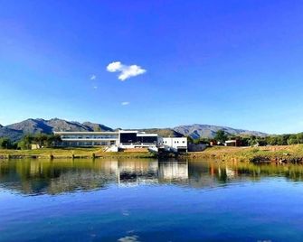Hotel Cantera Respira Campo - San Roque - Outdoor view