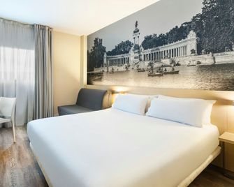 B&b Hotel Madrid Aeropuerto T1 T2 T3 - Madrid - Camera da letto