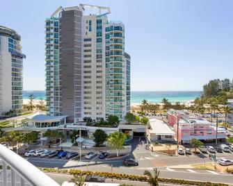Mantra Twin Towns Coolangatta - Tweed Heads - Building