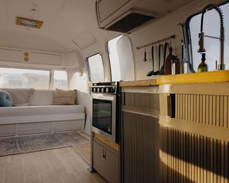 Bonaire Airstream - Soaking Included - Florence