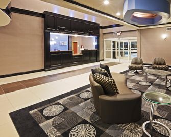Holiday Inn Express & Suites Jacksonville By IHG - Jacksonville - Gebäude